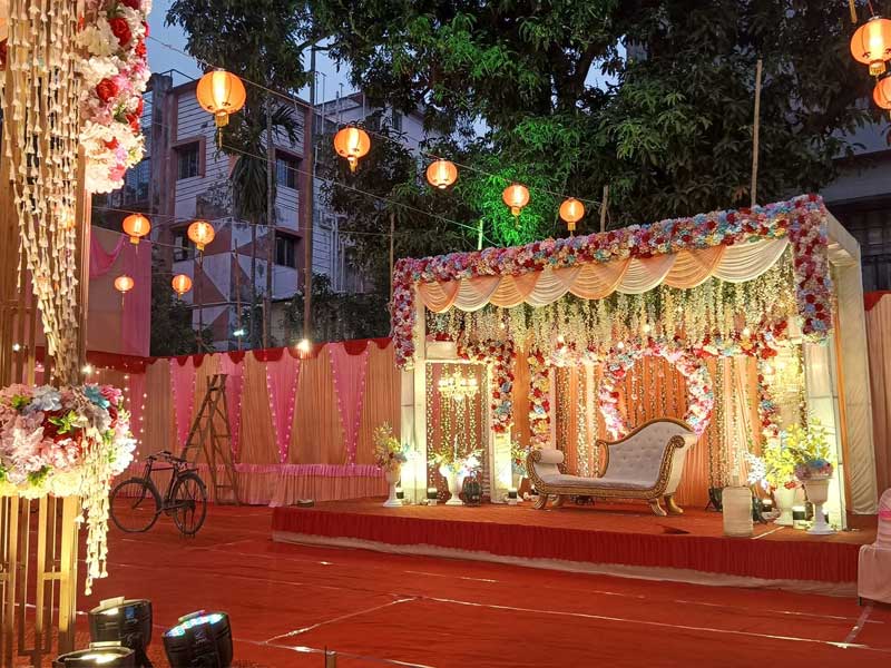 Wedding catering setup with buffet presentation for a celebration in Kolkata